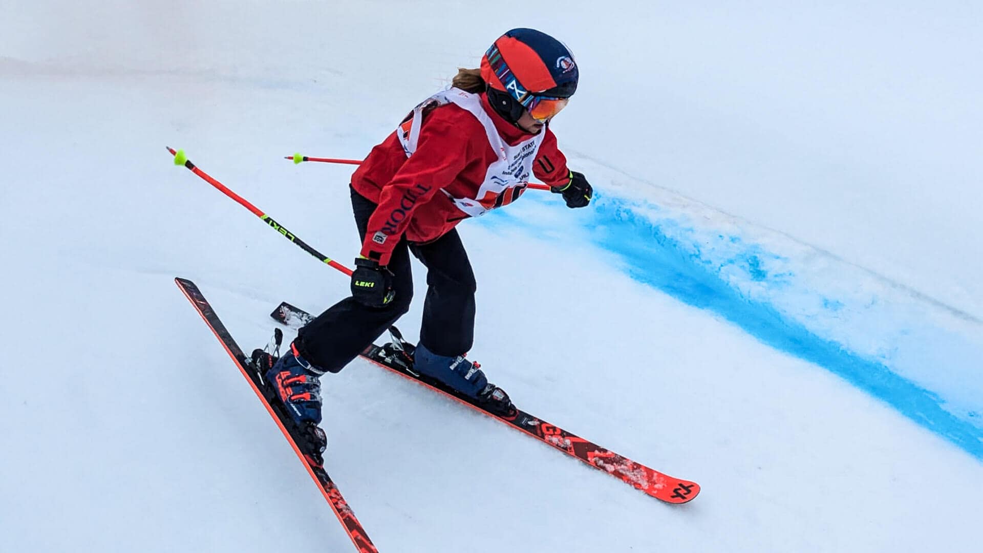 Tudor House student skiing