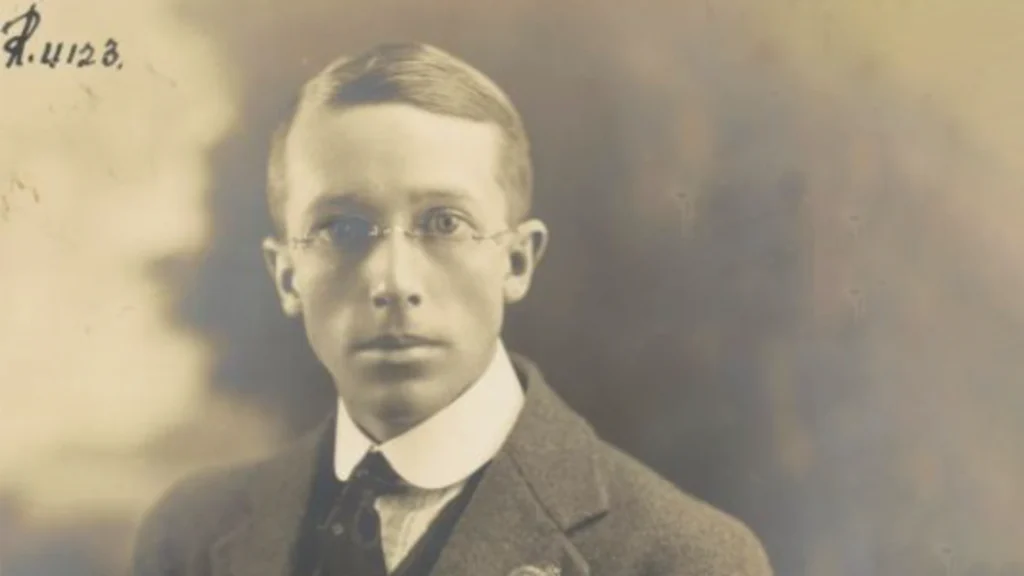Honouring Those Who Served | Tudor House | story